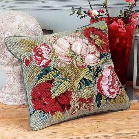 Blooming Roses Green